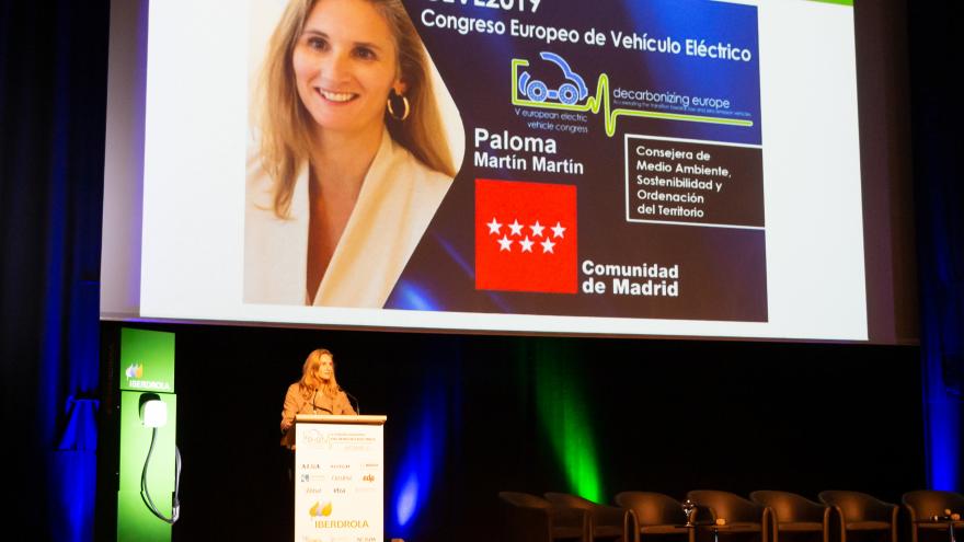 Paloma Martín inaugura la V edición del Congreso Europeo del Vehículo Eléctrico
