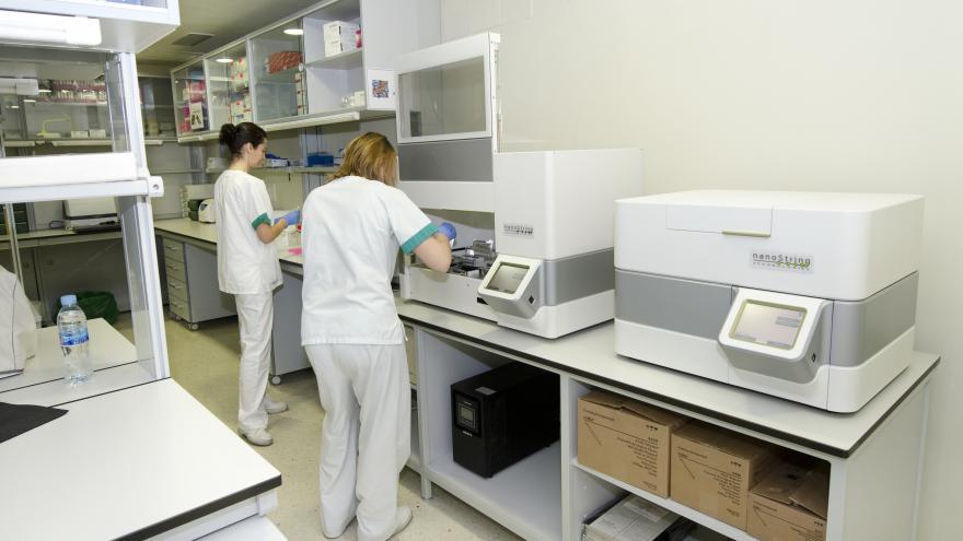 El Hospital Gregorio Marañón demuestra la utilidad de la biopsia líquida para personalizar tratamientos en cáncer de mama metastásico