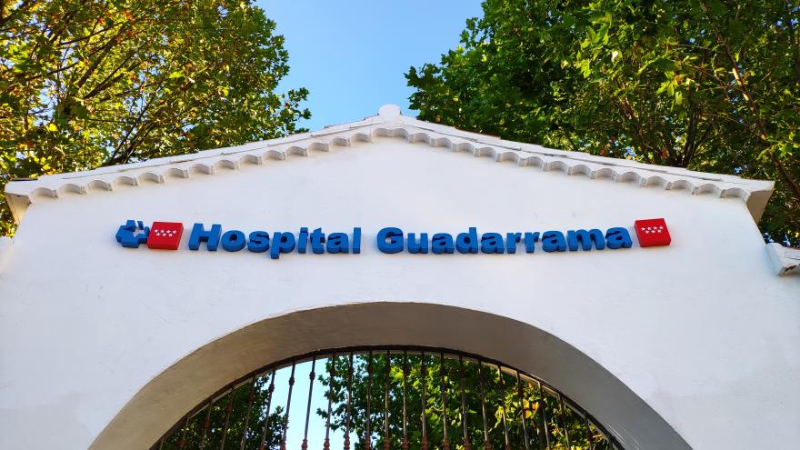 Puerta principal Hospital Guadarrama