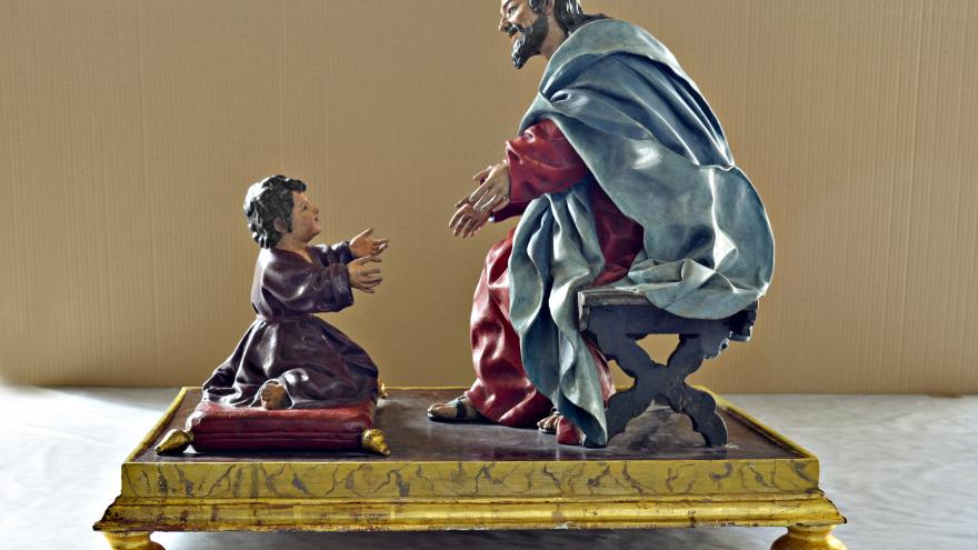 La escultura de San José con el Niño