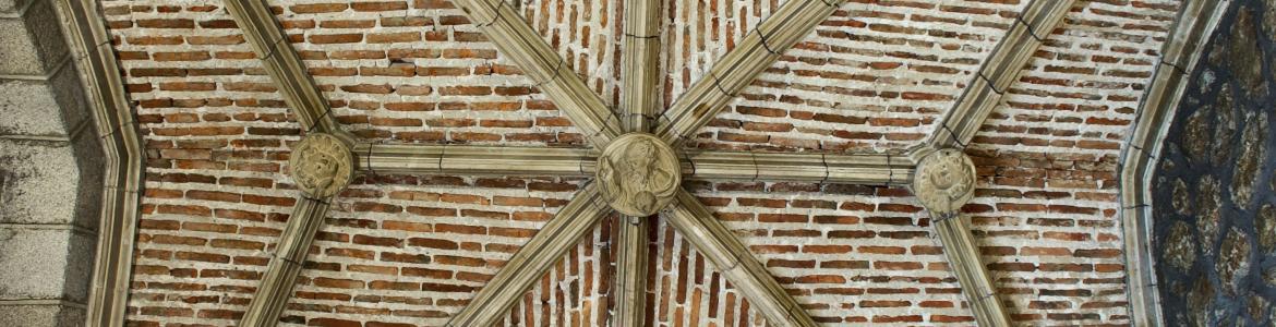 La iglesia parroquial de Nuestra Señora de las Nieves en Manzanares el Real