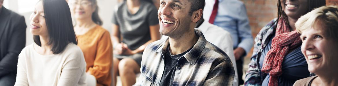 personas reunidas