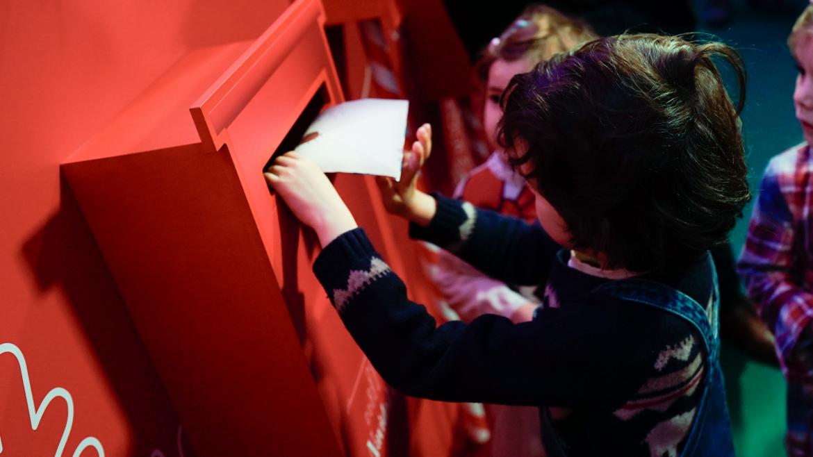 Imagen del artículo Casi 700 niños han pedido ya sus deseos a Sus Majestades de Oriente a través del servicio 012 Reyes Magos de la Comunidad de Madrid