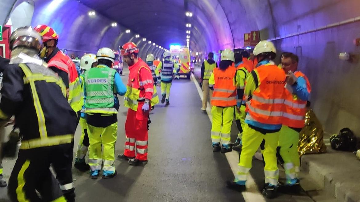 Imagen del simulacro de accidente en el Túnel de Guadarrama