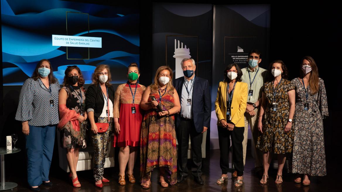 Equipo de Enfemería del Centro de Salud Barajas durante la entrega del Premio