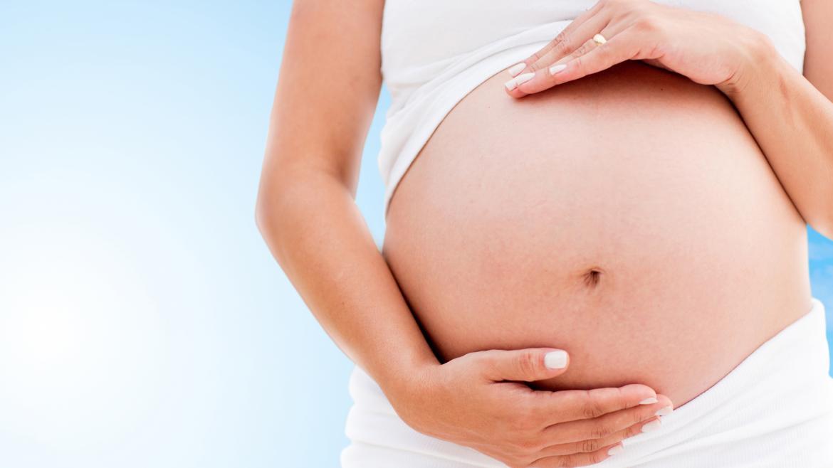 Imagen del artículo El Hospital Gregorio Marañón participa en un estudio que concluye que la vacunación frente al COVID-19 genera una mayor inmunidad en embarazadas y neonatos