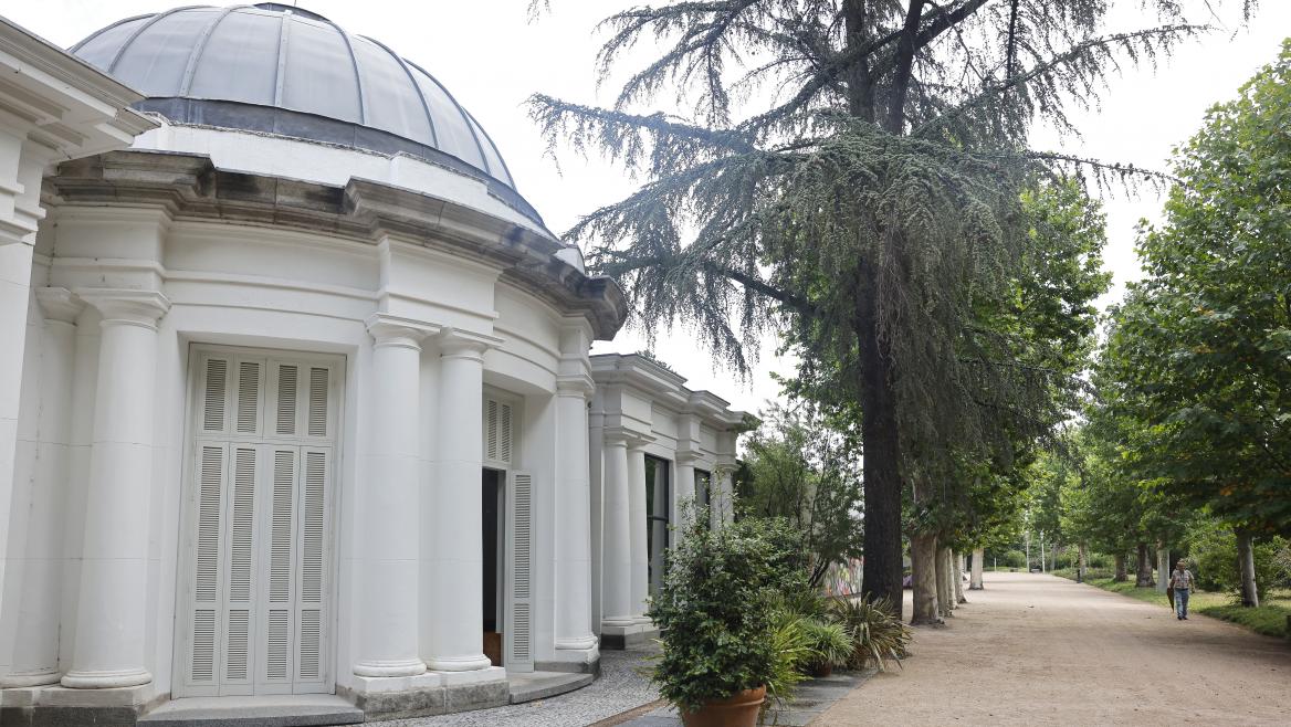 Imagen del exterior de la Estufa Grande, el edificio rehabilitado de la Finca Vista Alegre