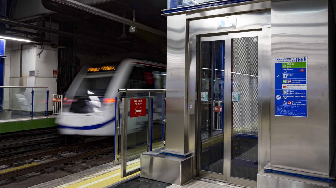 La estación de Metro de Príncipe Pío cuenta desde hoy con dos nuevos ascensores 