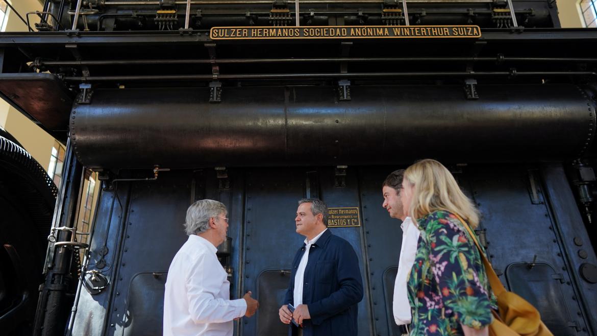 Jorge Rodrigo en un momento de su visita al Museo Nave de Motores de Metro