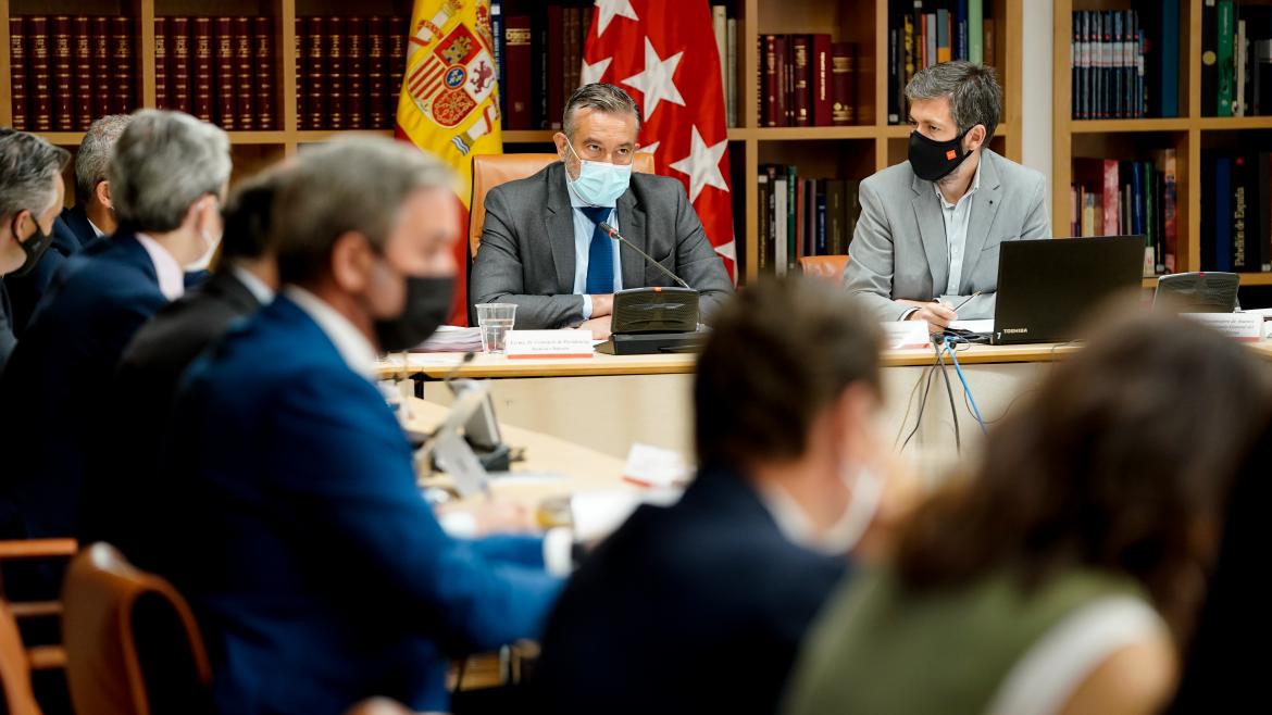 Enrique López en la Comisión Interdepartamental para el diseño de la Estrategia regional a favor de la natalidad