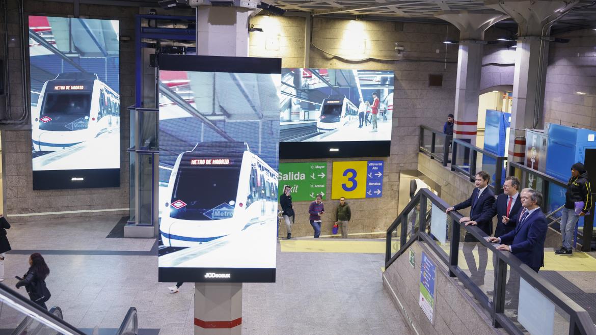 Imagen del artículo La Comunidad de Madrid activa 500 nuevas pantallas de publicidad digitalizada en su red de Metro con una imagen vanguardista