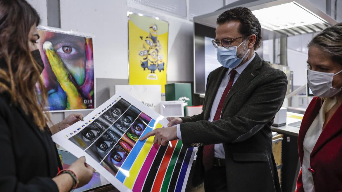 Javier Fernández-Lasquetty durante su visita a DIN Impresores