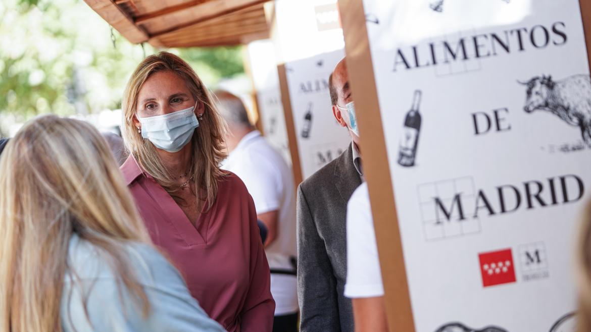 Paloma Martín durante su visita a La Despensa de Madrid