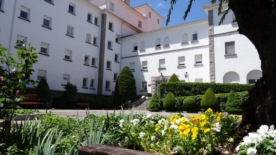 Fachada Hospital Guadarrama