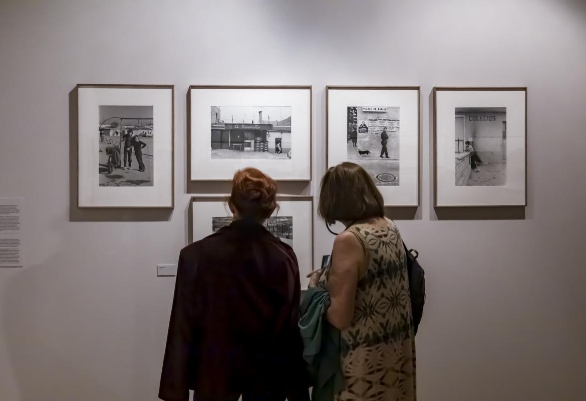 visitantes exposición Javier Campano